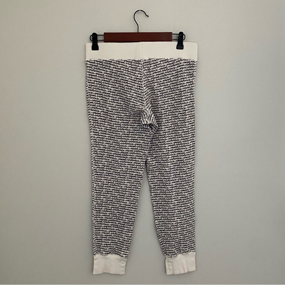 Women’s Victoria’s Secret White Cursive Logo Pattern Thermal Pajama Set Size S - Picture 8 of 11